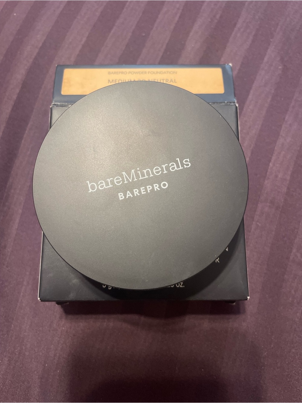 bareMinerals Barepro Skin-Perfecting PowderFoundation - Picture 4 of 5
